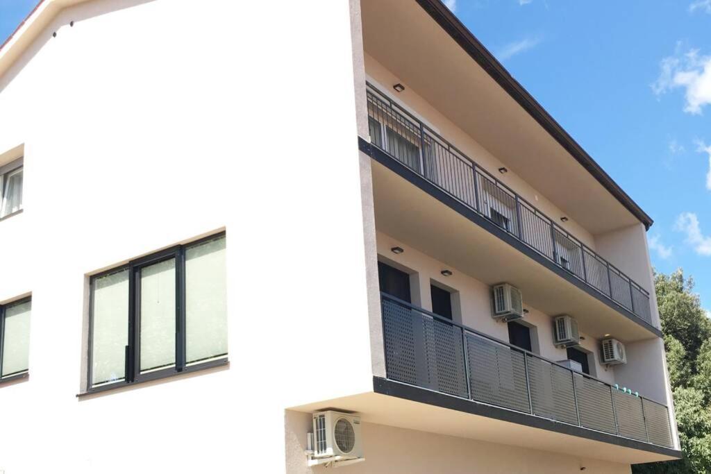 Apartman Noemi Рабац Экстерьер фото
